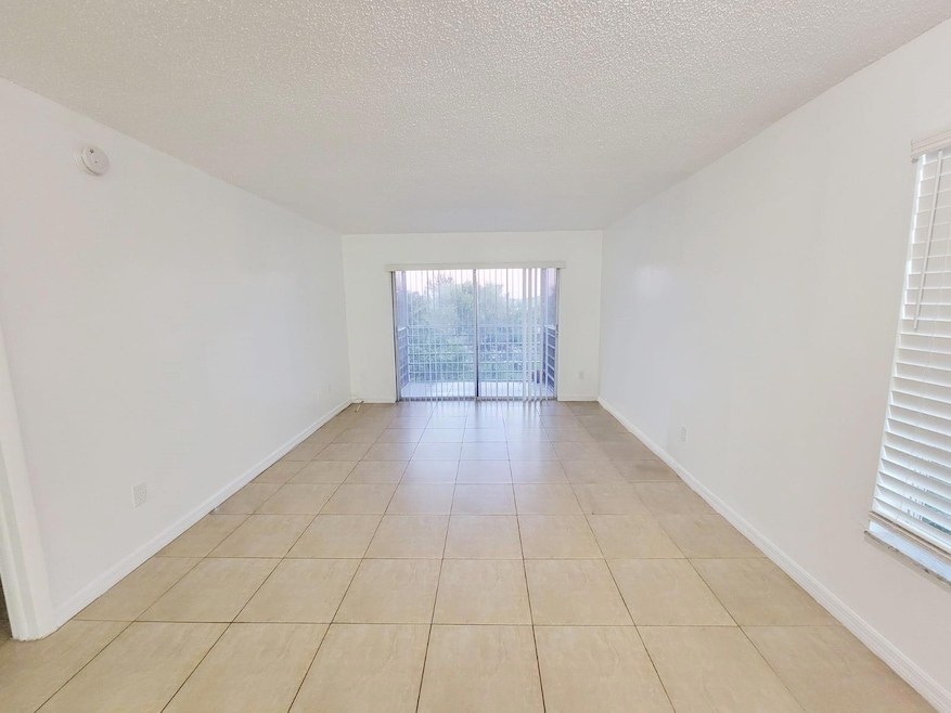 2800 NW 56th Ave unit E407, Lauderhill, FL 33313 - photo 1