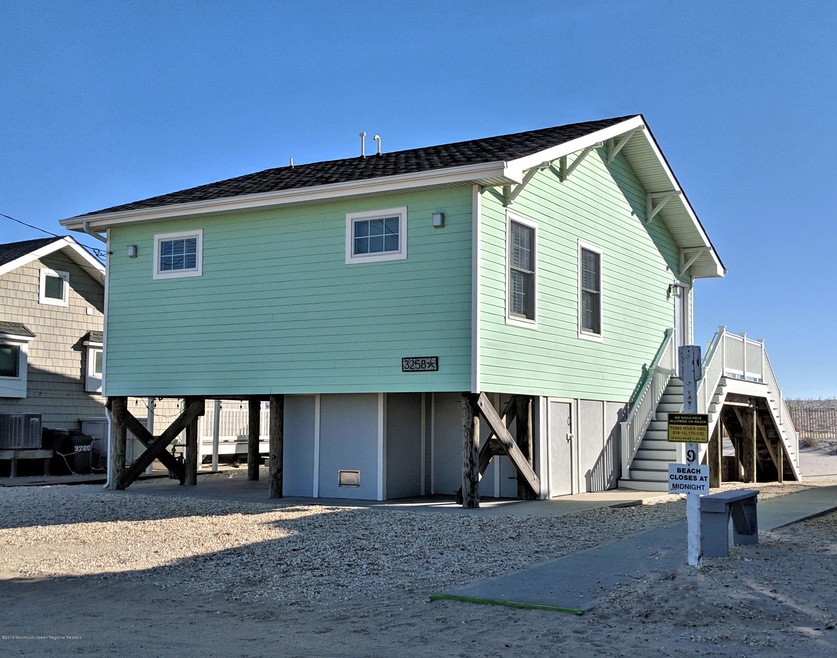 3258 Seaview