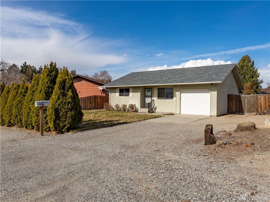 340 Green Briar Ln, East Wenatchee, WA 98802 - photo 1