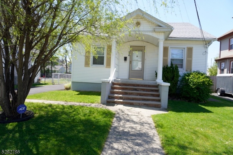 274 Watson Ave, Plainfield, NJ 07062 - photo 1