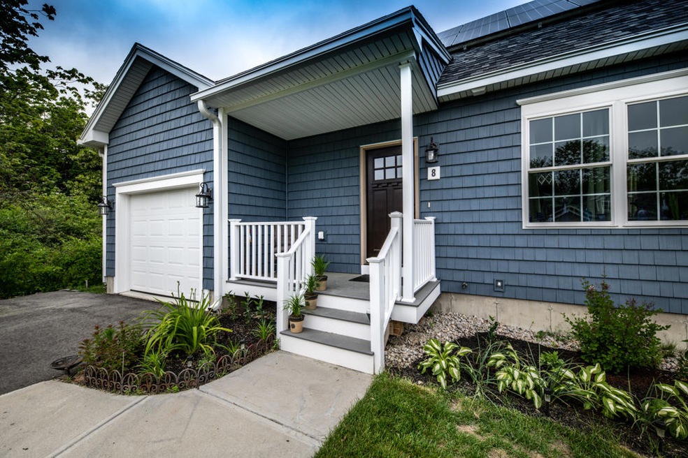Welcoming front entry