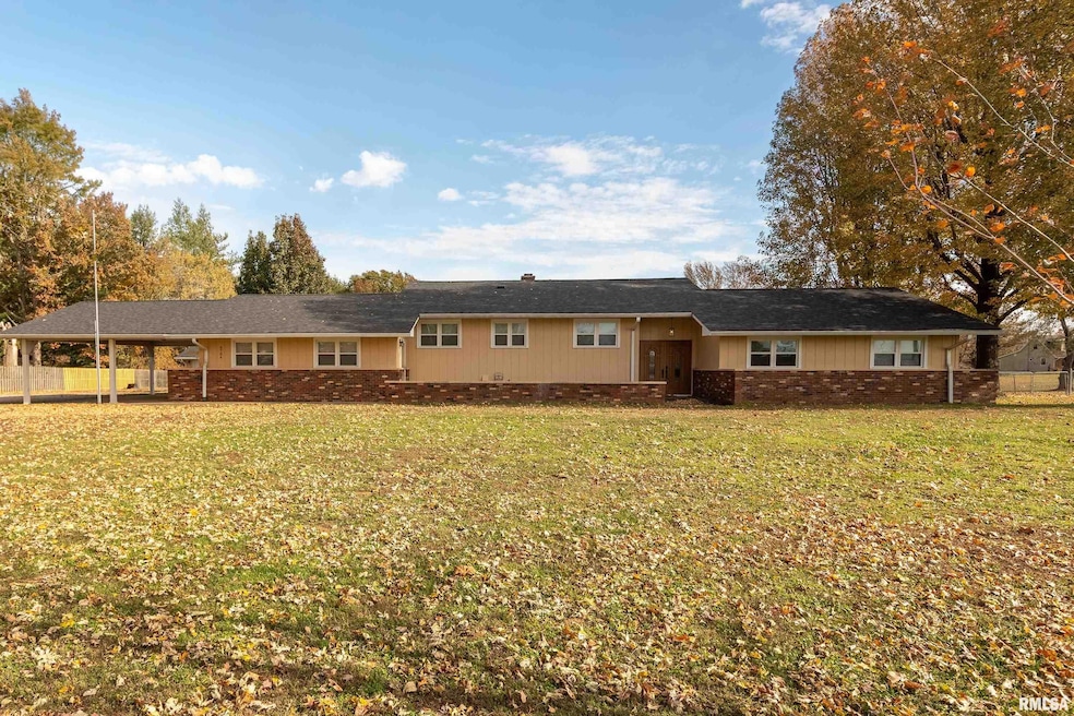 9784 Highway 127, Murphysboro, IL 62966 - photo 1