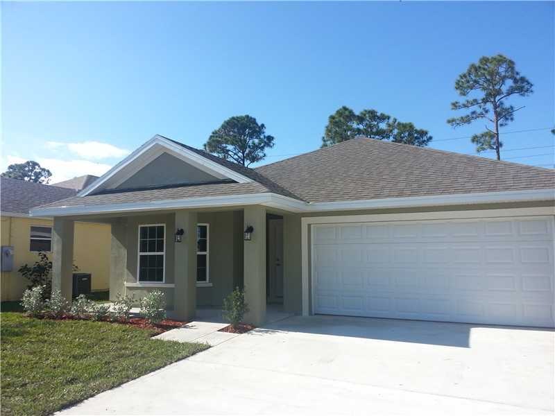 410 Briarcliff Cir, Sebastian, FL 32958 - photo 1