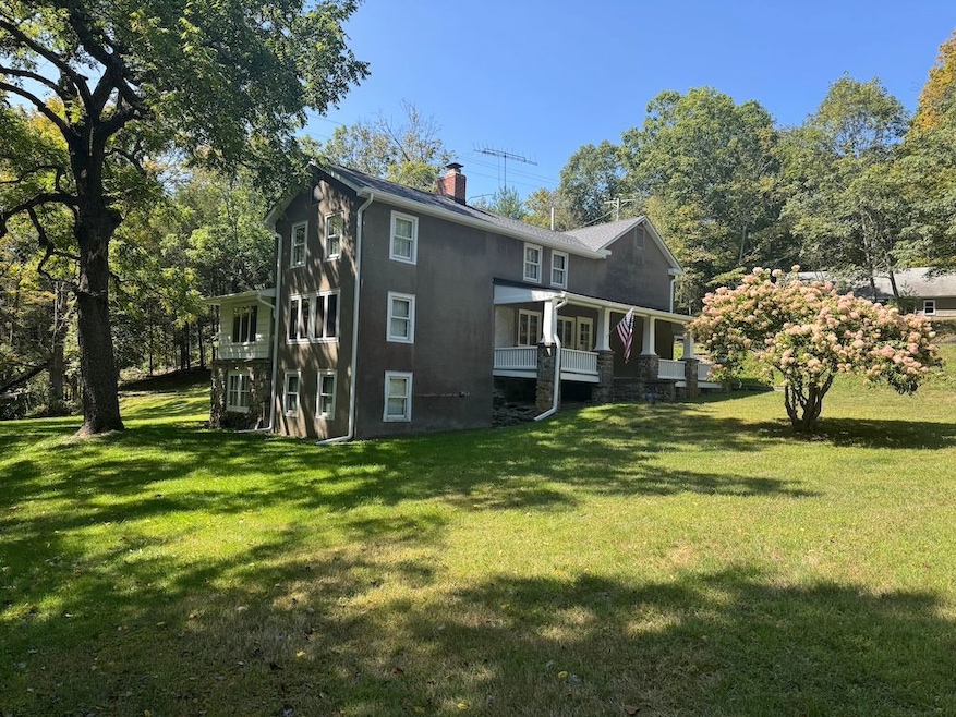 189 Wilson Hill Rd, Dingmans Ferry, PA 18328 - photo 1