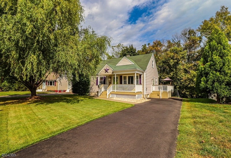 41 N Riverview Rd, Phillipsburg, NJ 08865 - photo 1