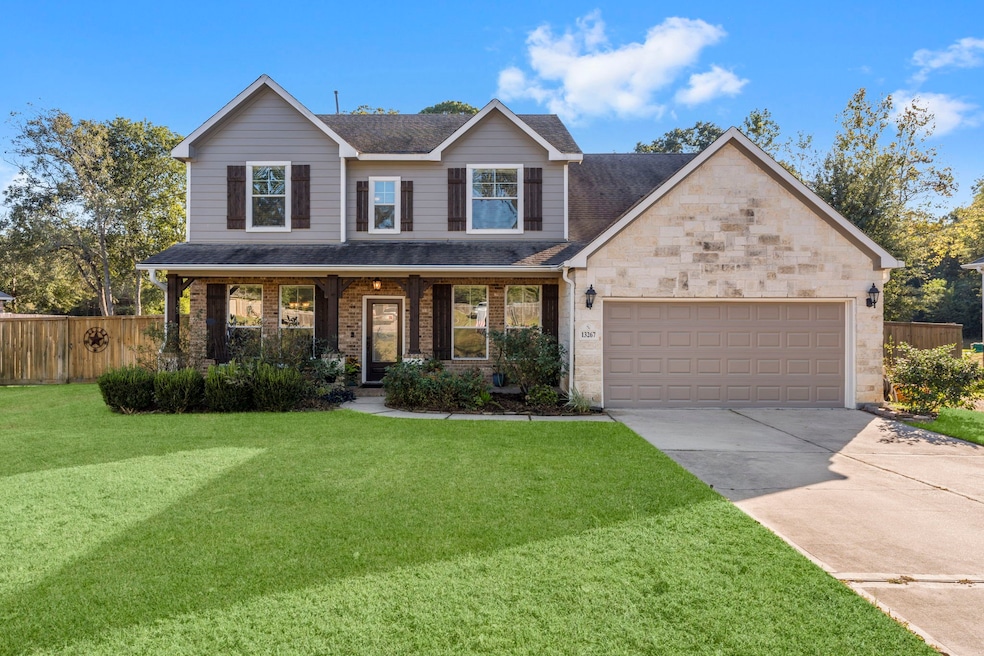 13267 Hidden Trail Ct, Willis, TX 77318 - photo 1