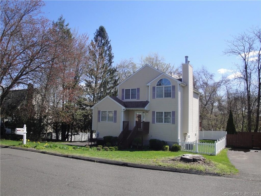 10 Marshall Ave, Trumbull, CT 06611 - photo 1