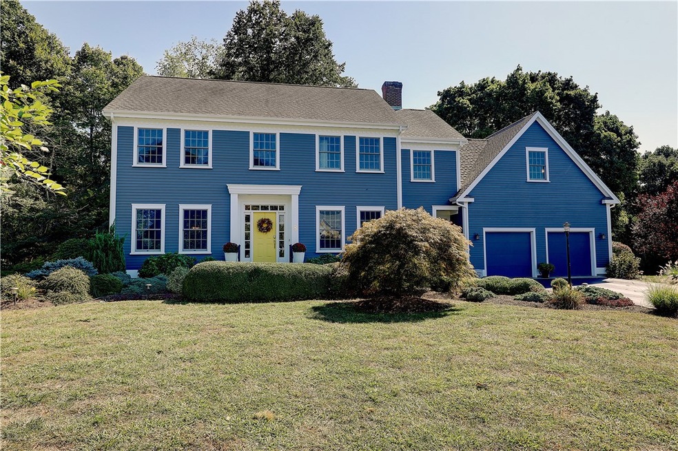 8 Jacobs Point Rd, Warren, RI 02885 - photo 1