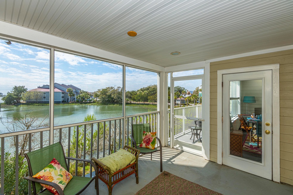 Large Screen Porch