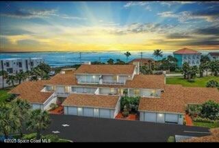 103 La Costa