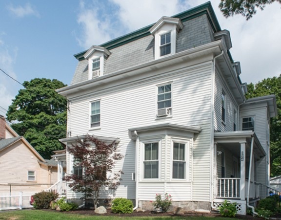 122-124 Adams St unit 124, Waltham, MA 02453 - photo 1