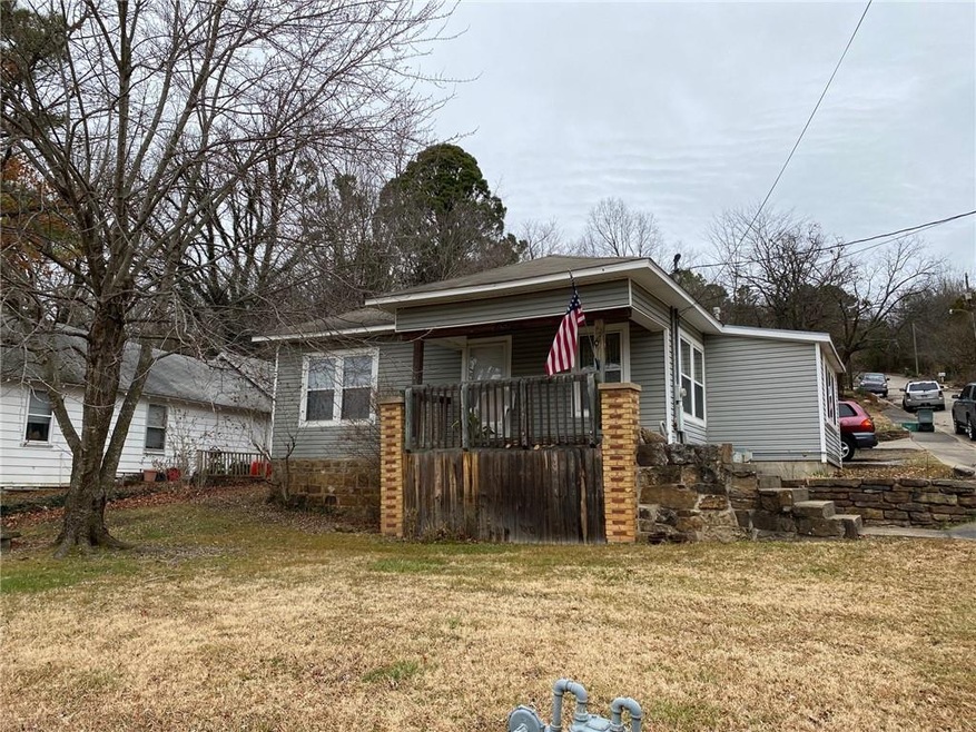 656 E Huntsville Rd, Fayetteville, AR 72701 - photo 1