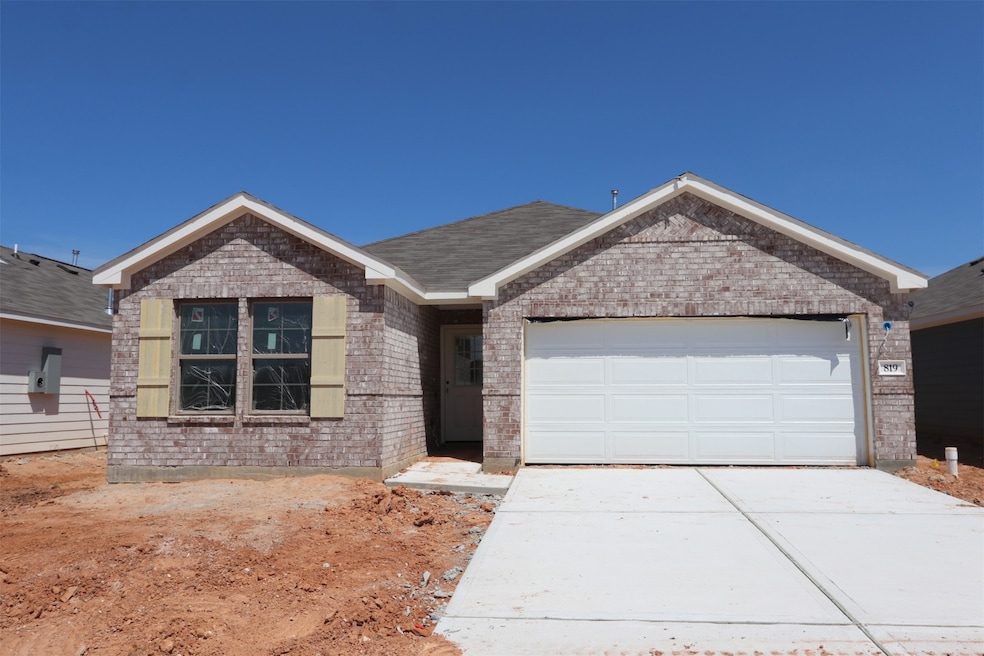 819 Deerhurst Ln, Magnolia, TX 77354 - photo 1