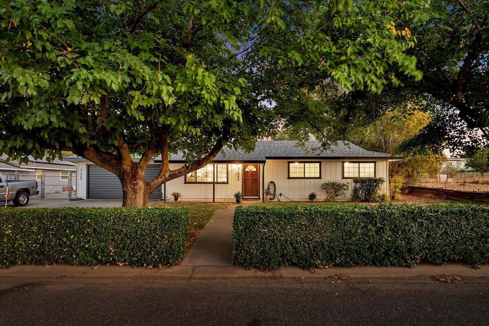 21999 Riverside Ave, Red Bluff, CA 96080 - photo 1