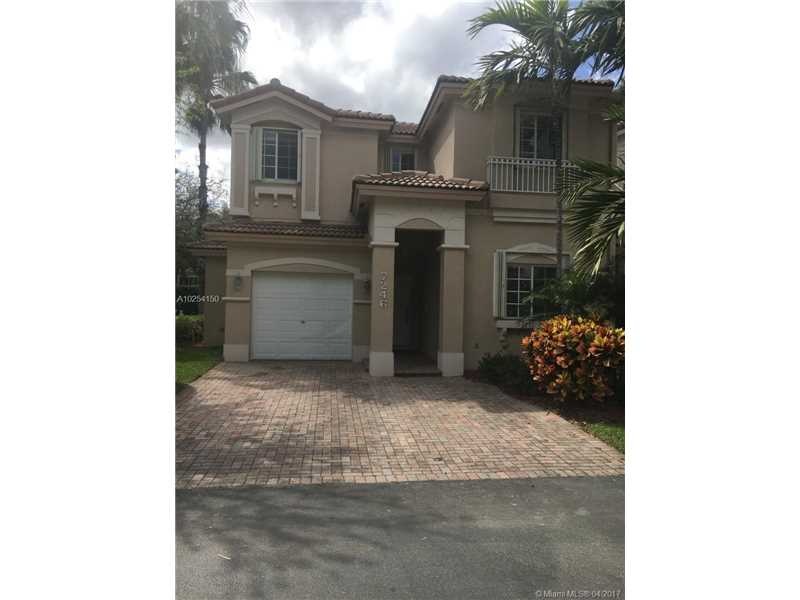 7246 NW 113th Place, Doral, FL 33178 - photo 1