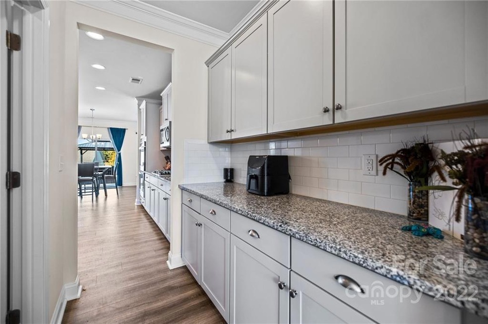 1734 Santa Clara Trace, Lake Wylie, SC 29710 - photo 1