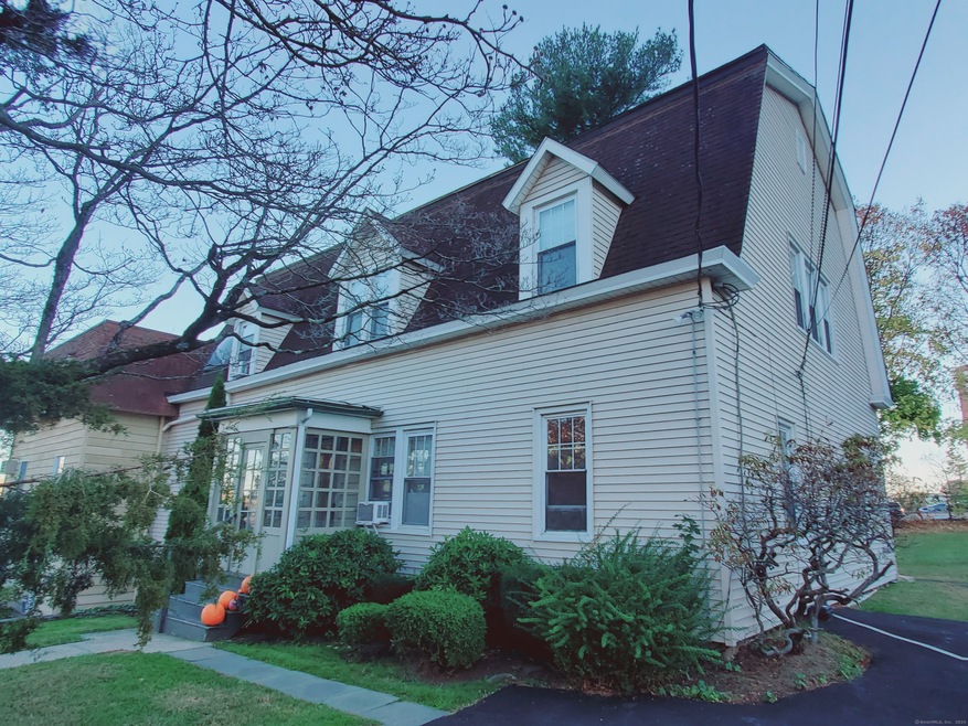 33 Holcomb Ave unit 2R, Stamford, CT 06906 - photo 1