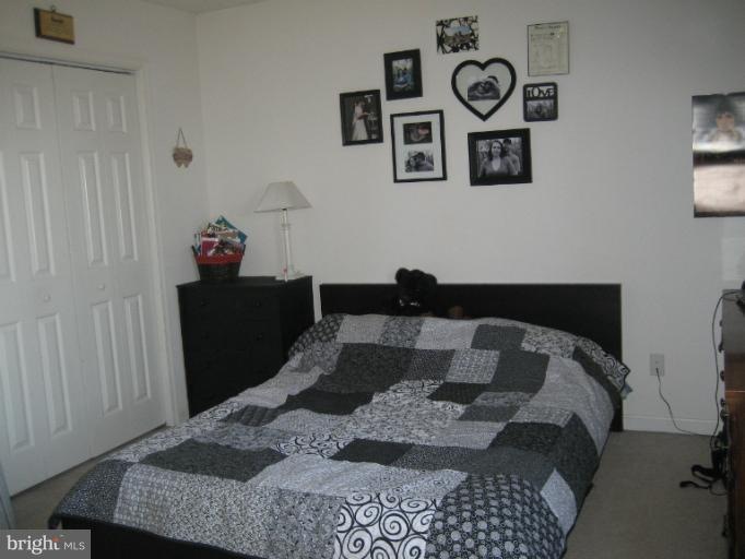 521 Tulip Poplar Dr, Linden, VA 22642 - photo 1