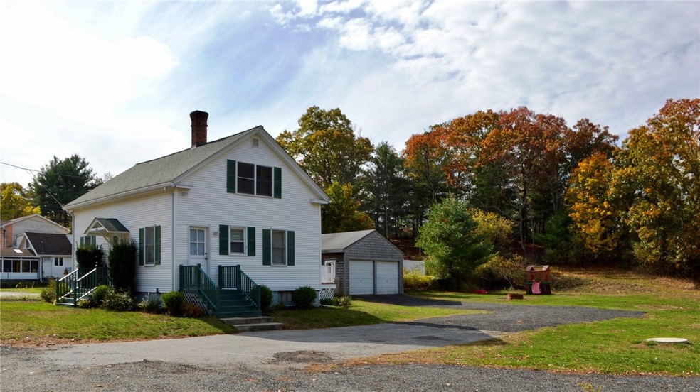 841 Sanderson Rd, Johnston, RI 02919 - photo 1