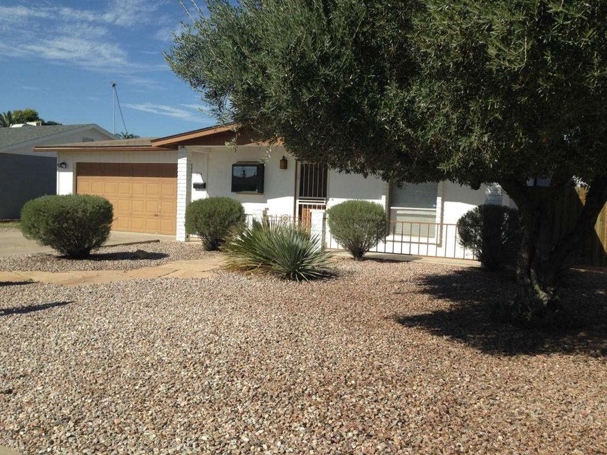 1114 W Emerald