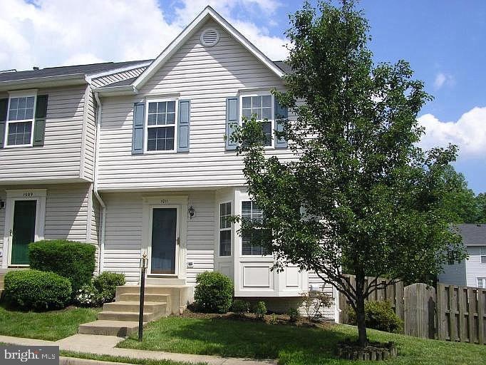 1011 Kings Crest Dr, Stafford, VA 22554 - photo 1