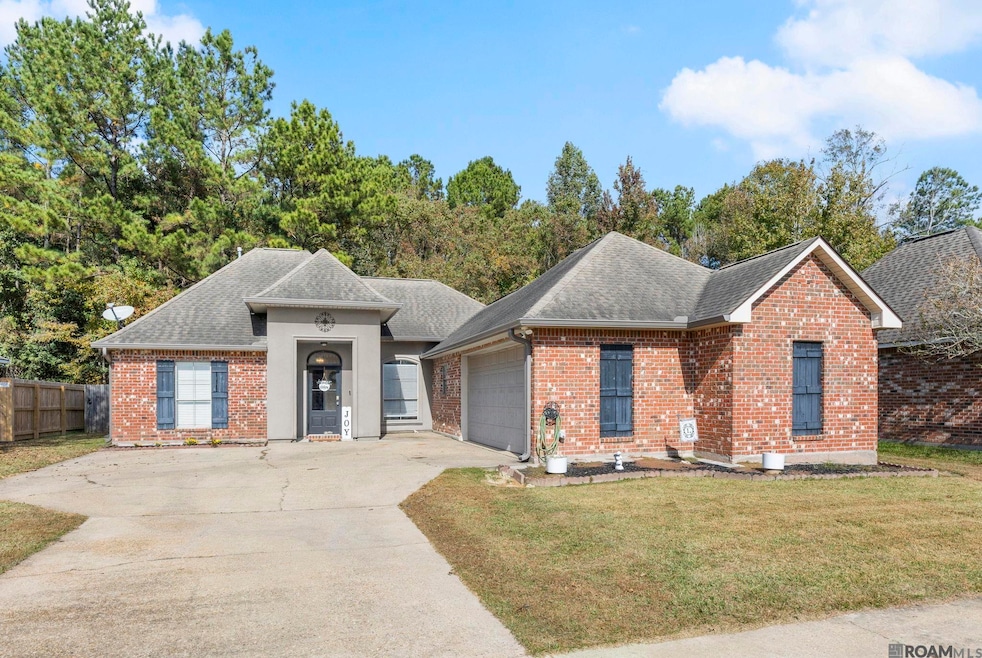 33813 Nature's, Walker, LA 70785 - photo 1