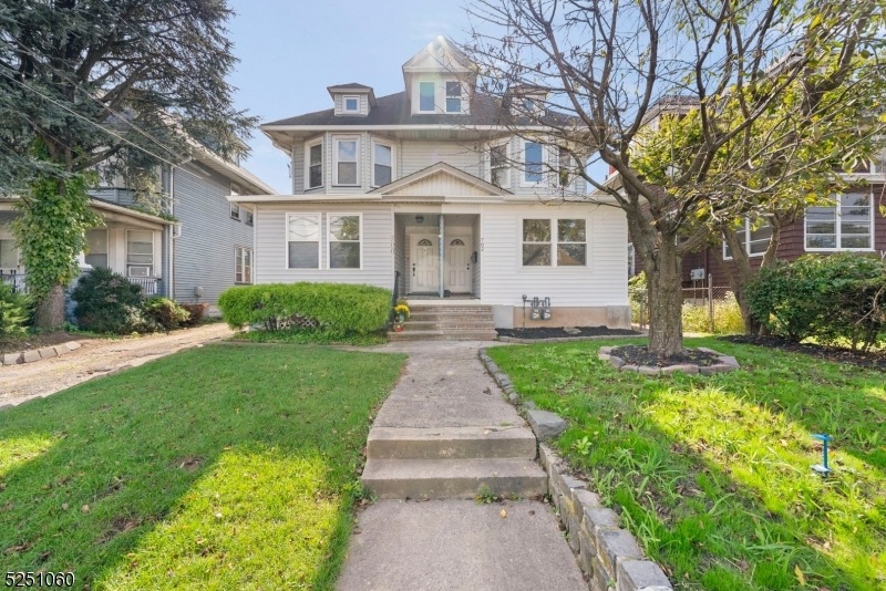 702 Westfield Ave, Elizabeth, NJ 07208 - photo 1