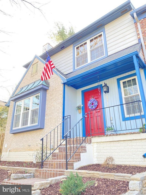 5918 Roberts Common Ct, Burke, VA 22015 - photo 1