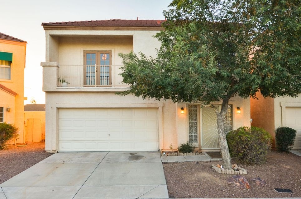 Welcome home to 6282 Colonial Way!