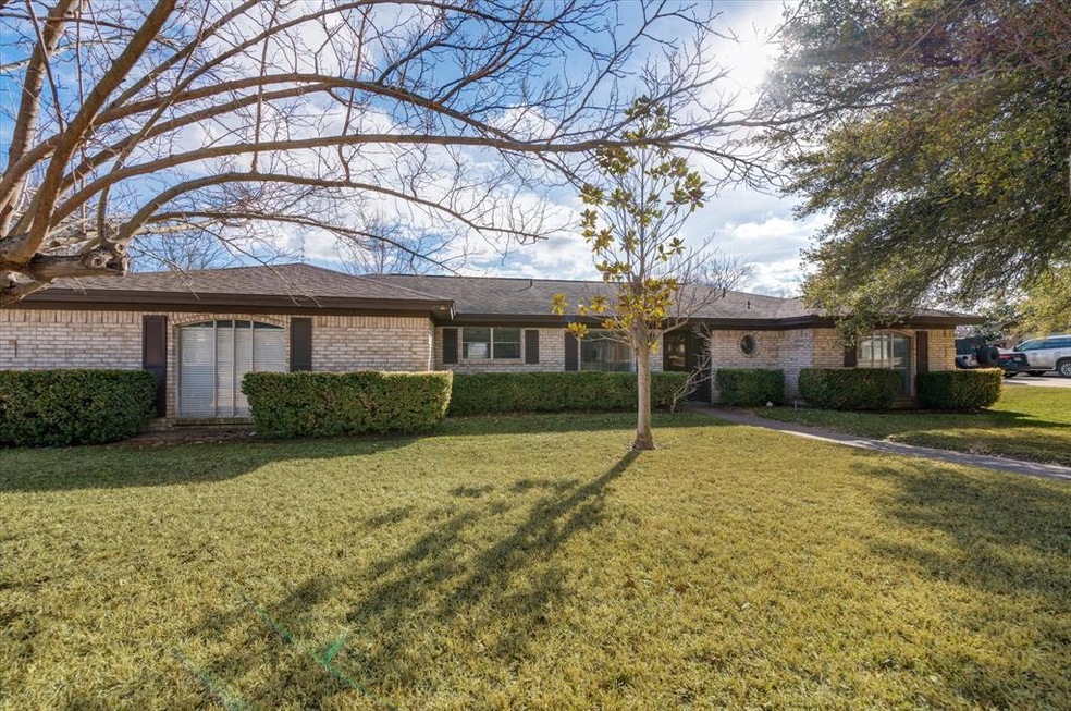 513 Eudaly Dr, Colleyville, TX 76034 - photo 1