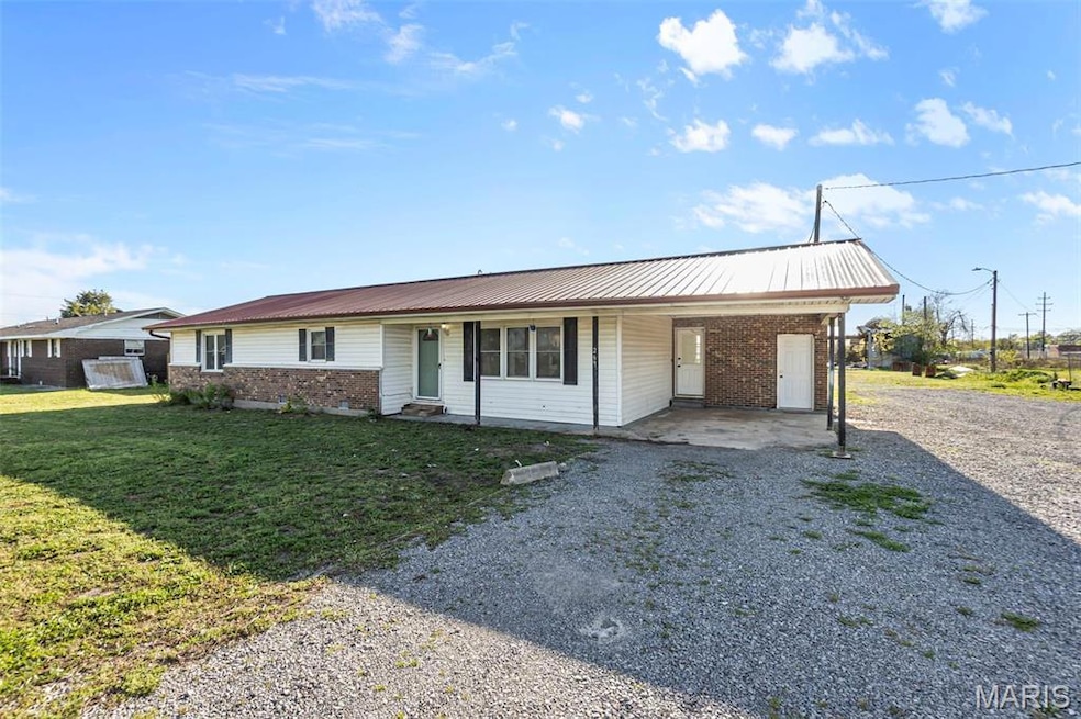 For Sale $129,900 • Co-Listing Agent