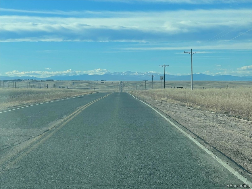 47652 Rolling Vista St unit 5, Bennett, CO 80102 - photo 1