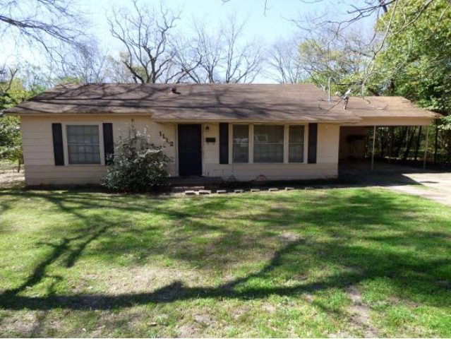 1112 Wells St, Nacogdoches, TX 75964 - photo 1
