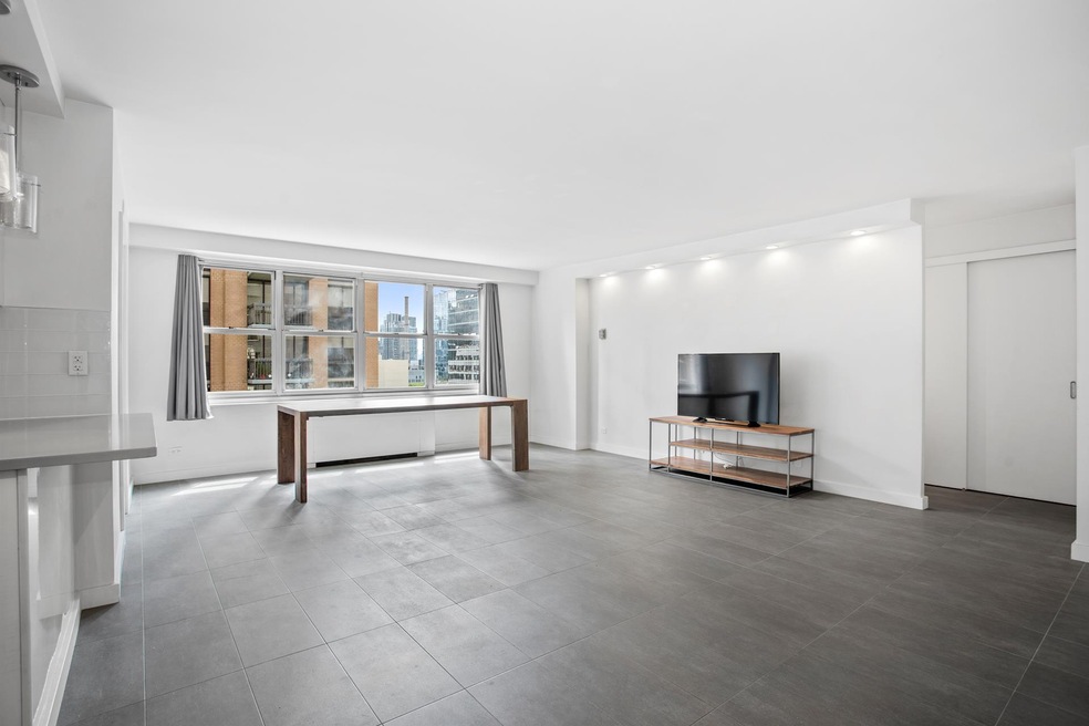 155 W 68th St unit 1404, New York, NY 10023 - photo 1