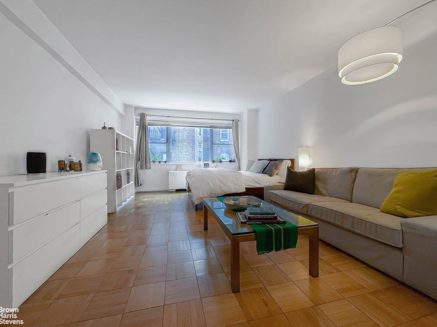 Sold $427,500 • Co-Listing Agent