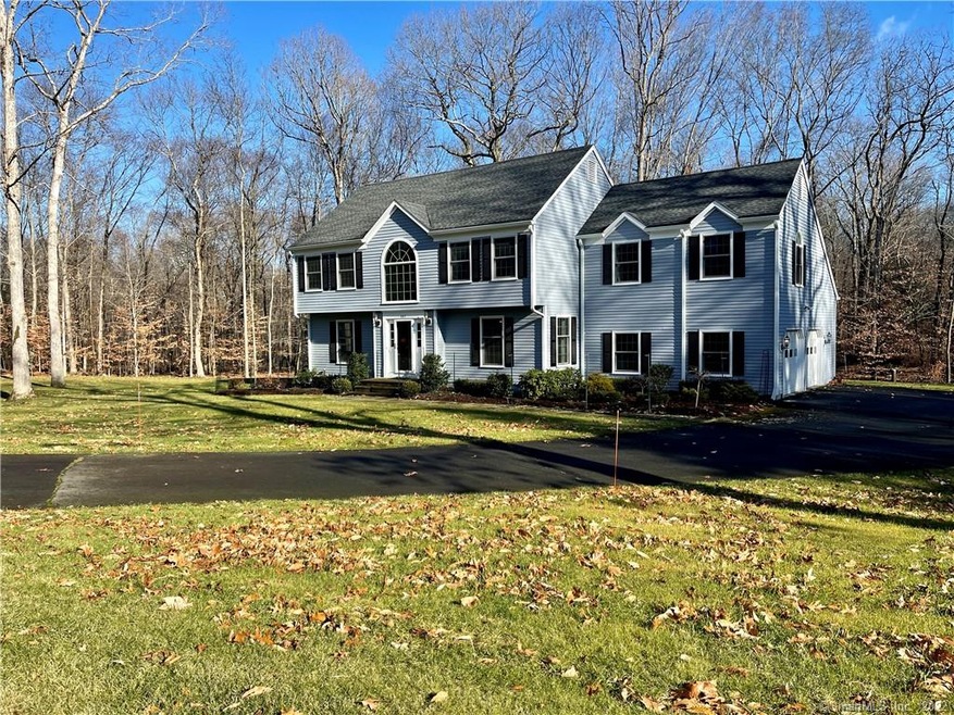 267 Carriage Dr, Southbury, CT 06488 - photo 1