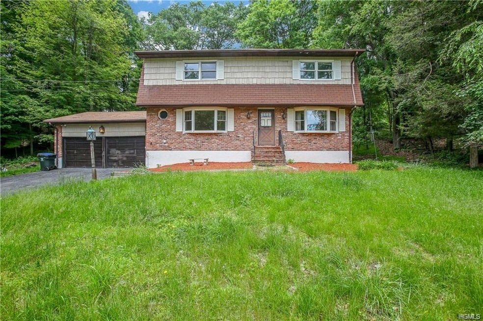 26 Kings Point Ln, Washingtonville, NY 10992 - photo 1