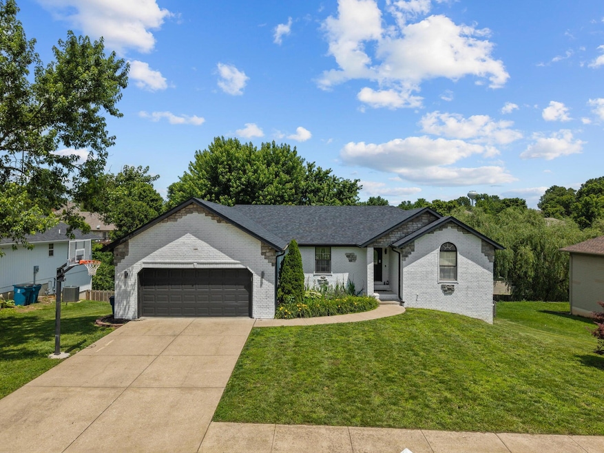 743 E Gallup Hill Rd, Nixa, MO 65714 - photo 1