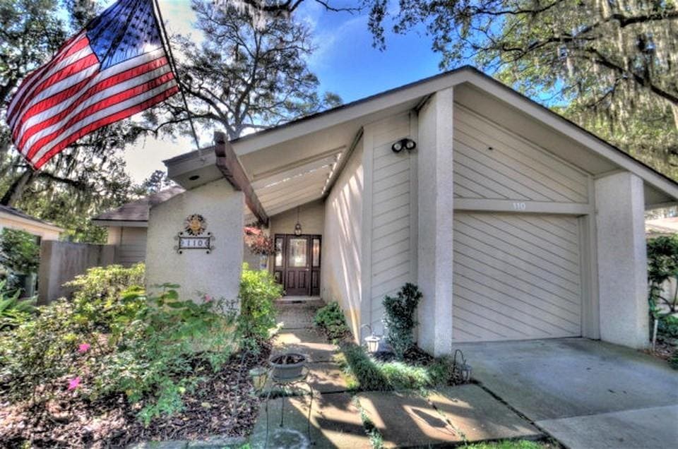 110 Linkside Dr, Saint Simons Island, GA 31522 - photo 1