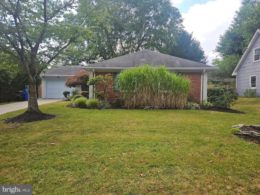 12309 Starlight Ln, Bowie, MD 20715 - photo 1