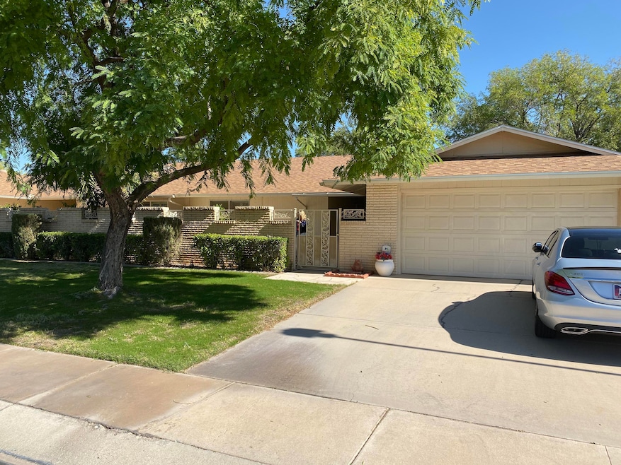 18633 N Conestoga Dr unit 50, Sun City, AZ 85373 - photo 1