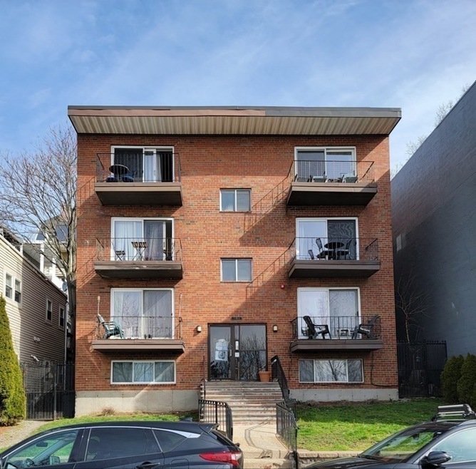 386 E 8th St unit 7, Boston, MA 02127 - photo 1