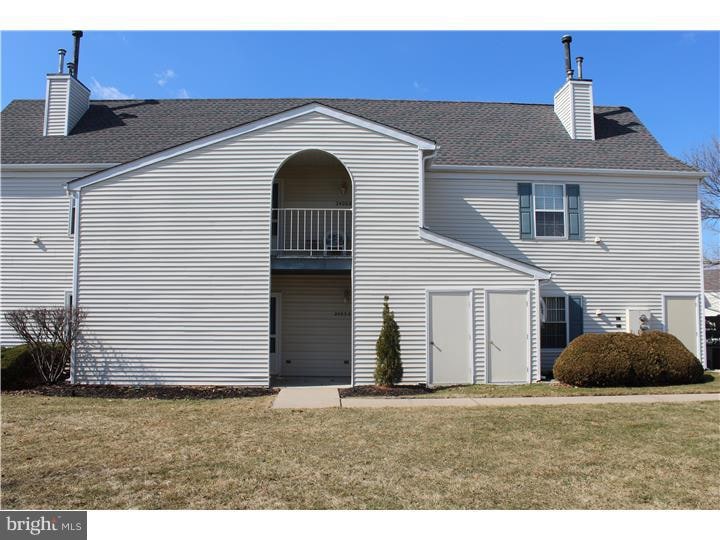2406B Toddsbury Ct unit 2406B, Mount Laurel, NJ 08054 - photo 1