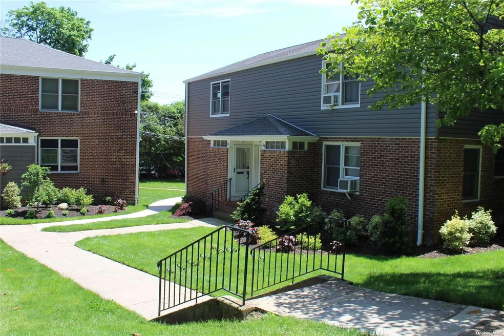 12 Glen Keith Rd unit 12L, Glen Cove, NY 11542 - photo 1