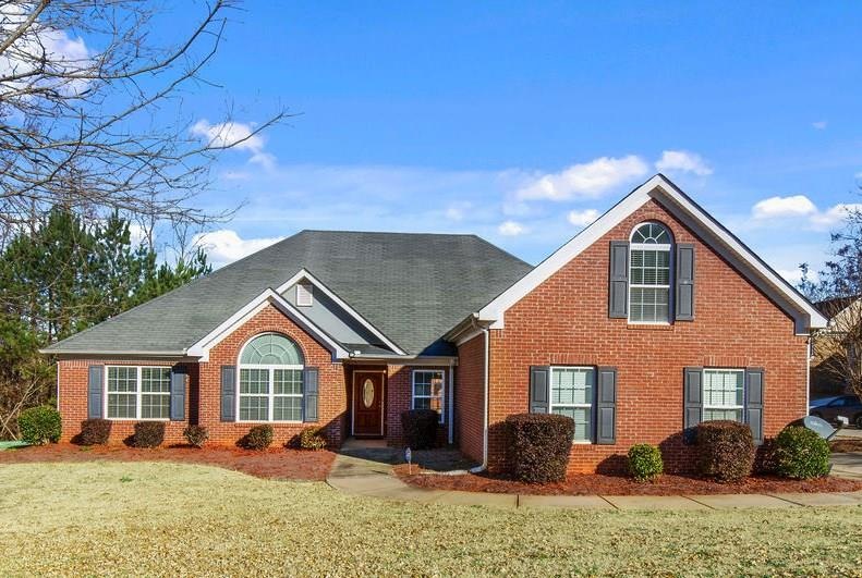 4075 Villagewood Ln, Ellenwood, GA 30294 - photo 1