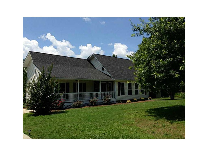 1443 Skelton Rd, Hoschton, GA 30548 - photo 1