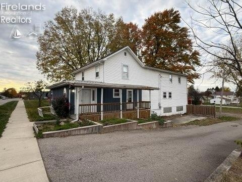 204 E 7th St, Sycamore, OH 44882 - photo 1