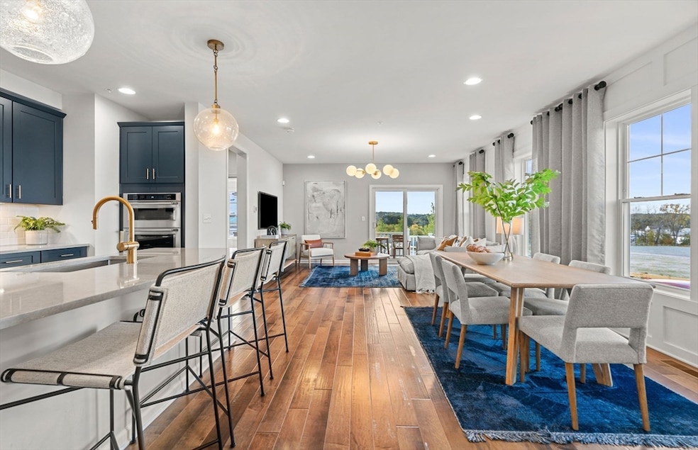 Sold $1,140,000 • Co-Listing Agent