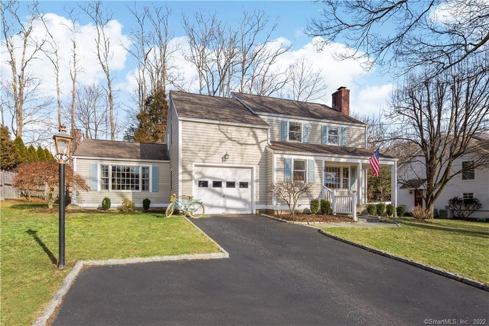 20 Lone Pine Ln, Westport, CT 06880 - photo 1