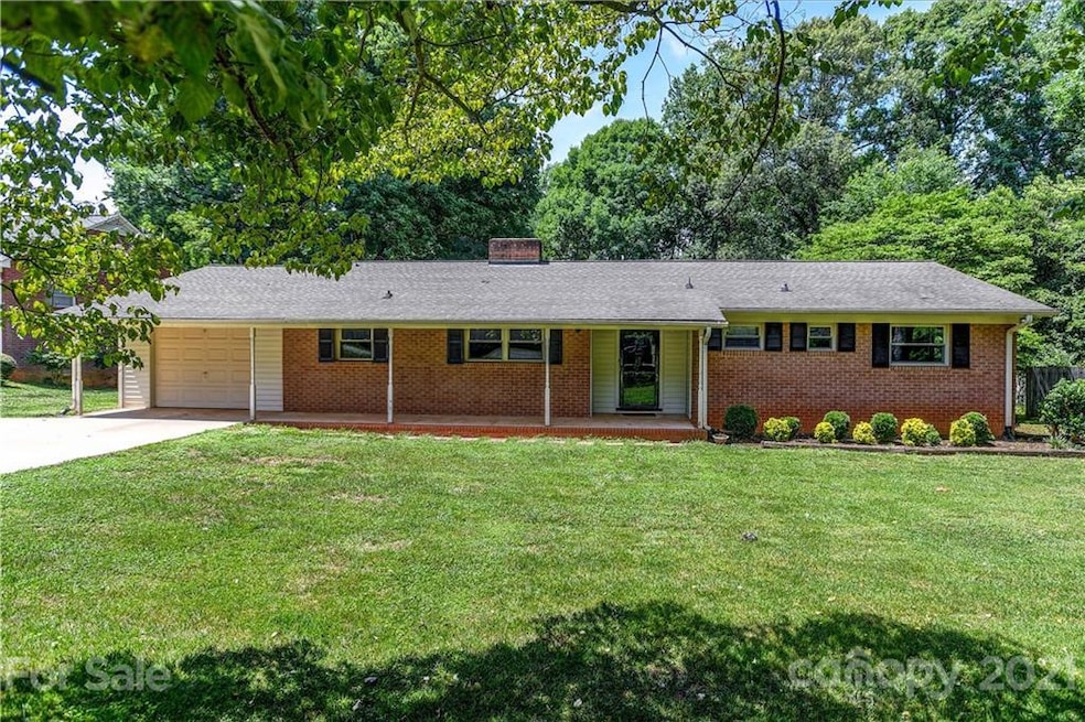 115 Robinhood Loop, Statesville, NC 28625 - photo 1